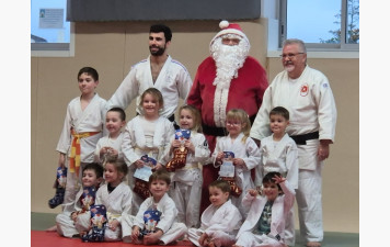 passage du Père Noêl baby judo
